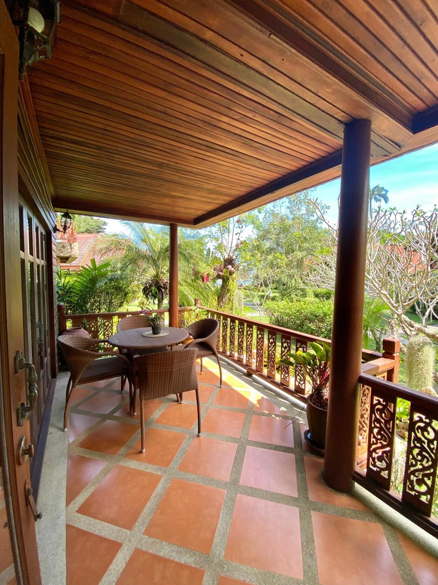 Holiday home Baan Laem Noi Villa's *