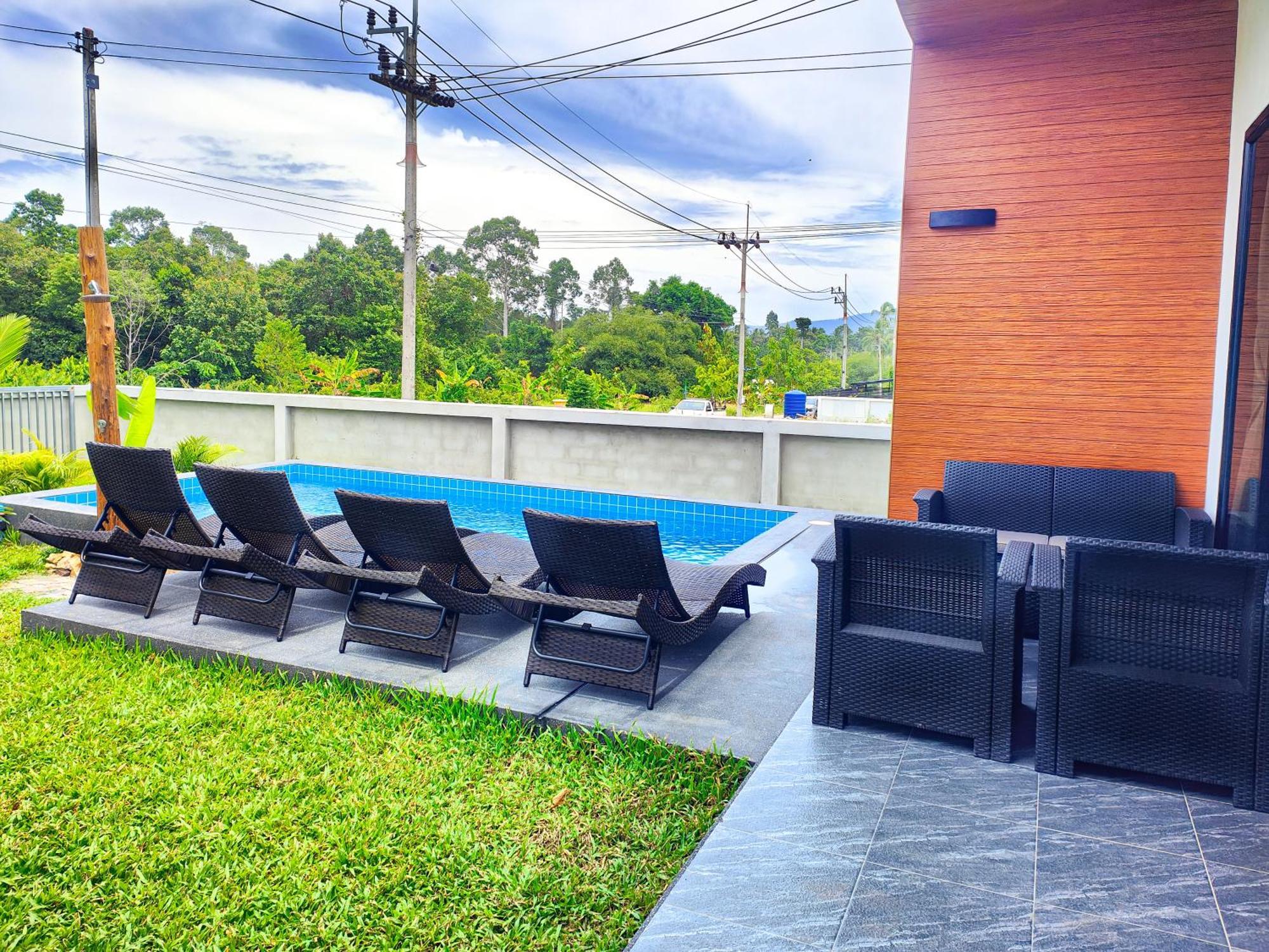 Sunny Petite Close To * Koh Samui