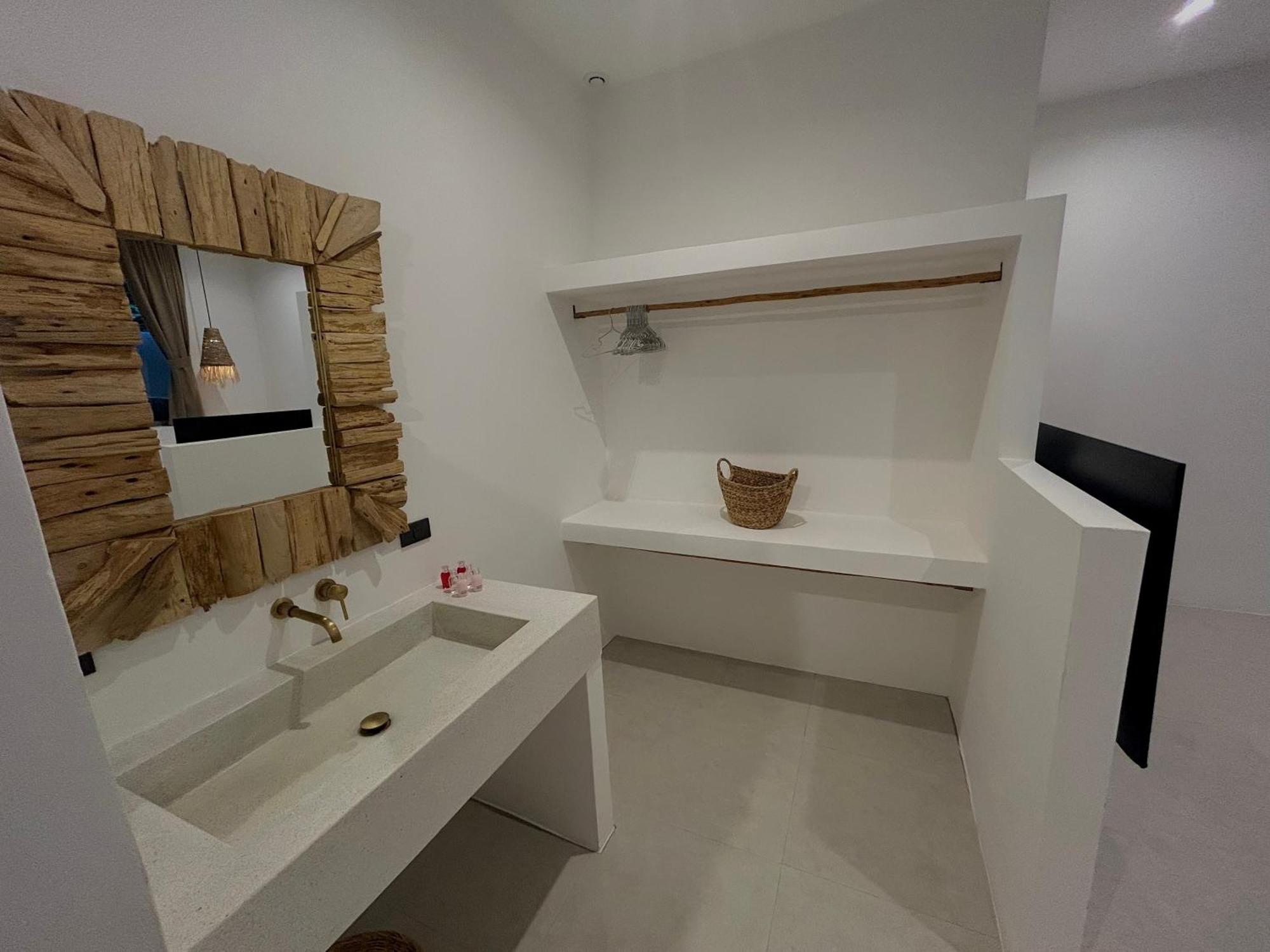 Koko Villa *