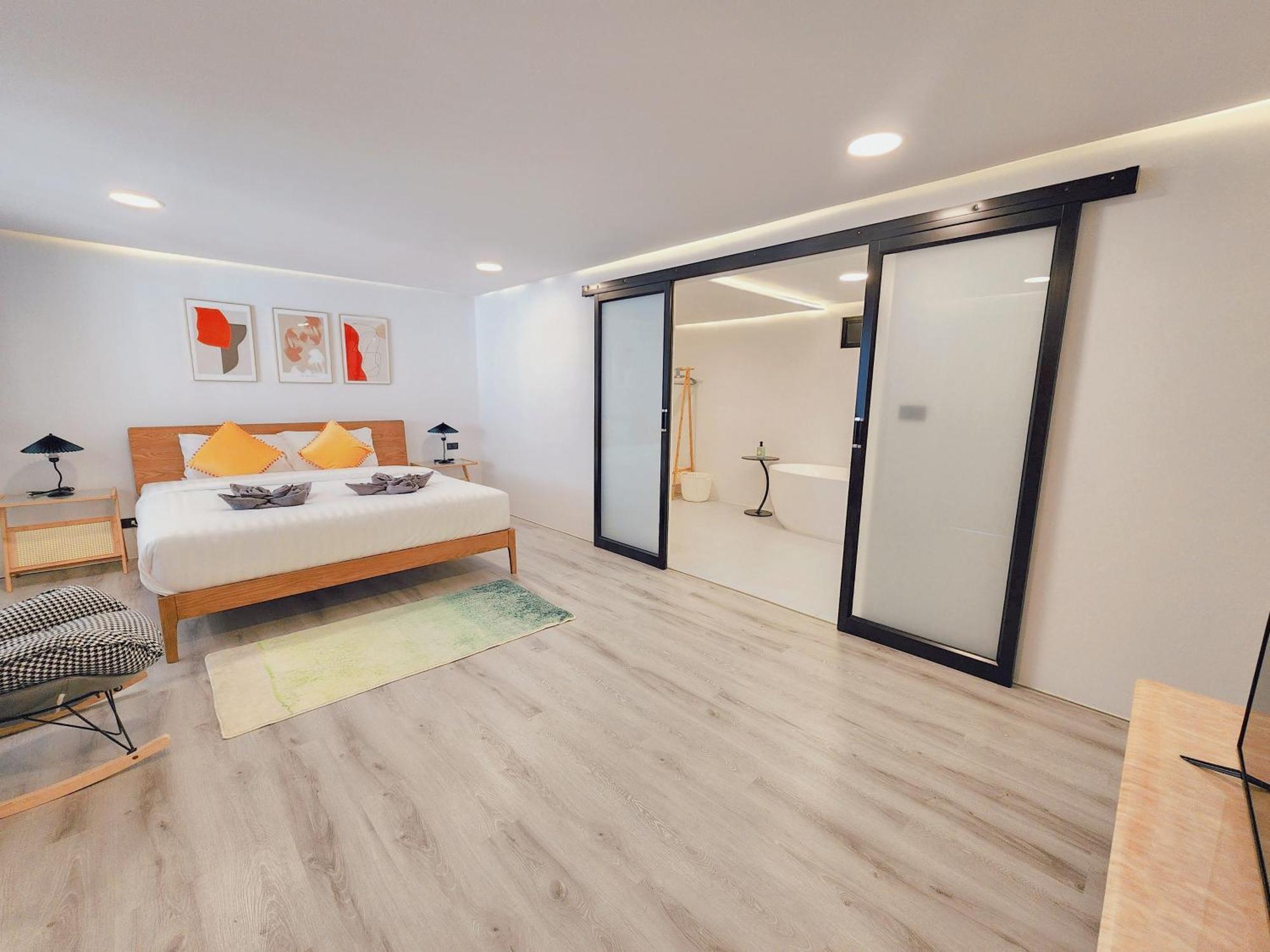 Holiday home Pool Access Luxury Townhouse