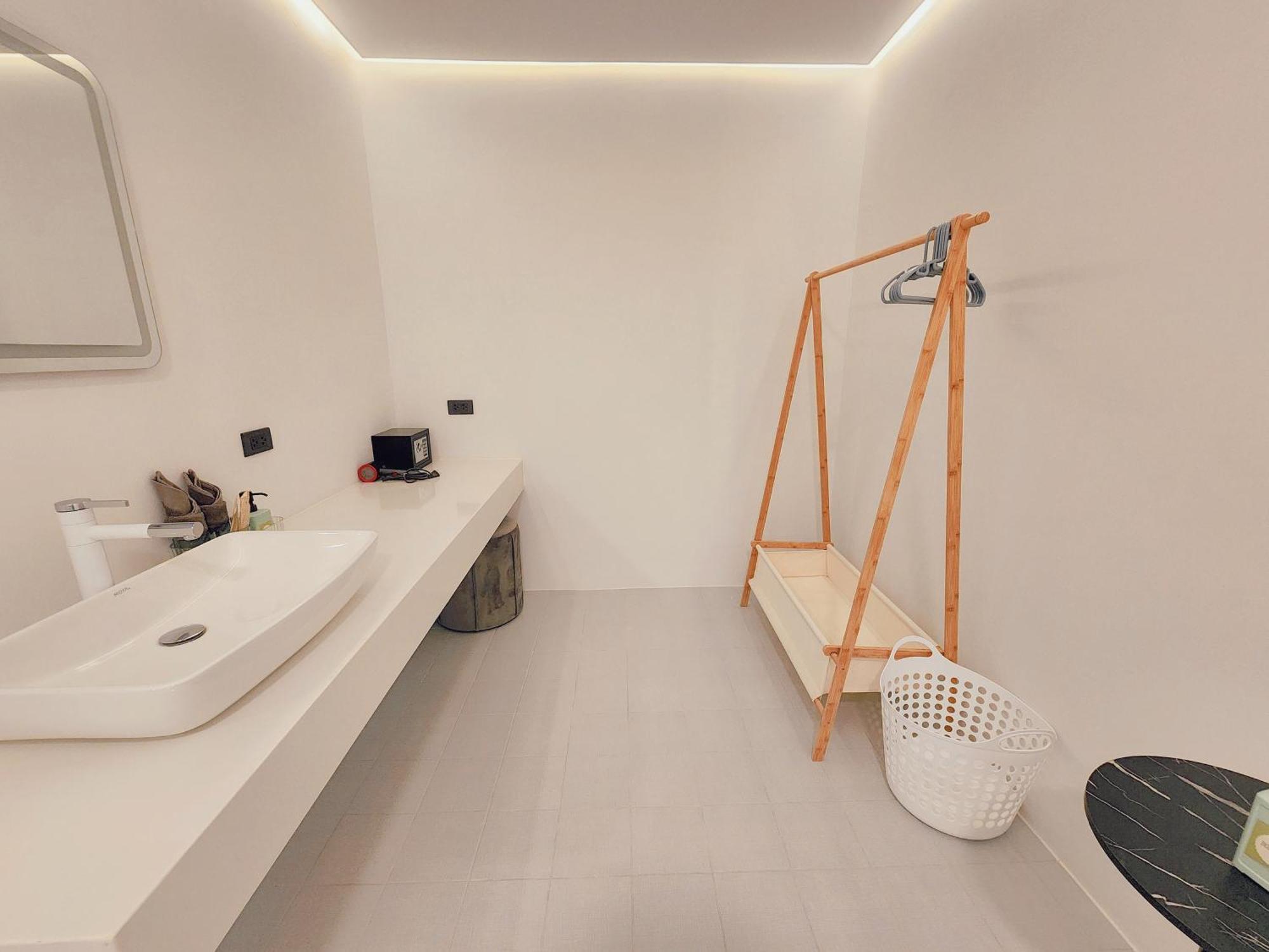Pool Access Luxury Townhouse Holiday home *
