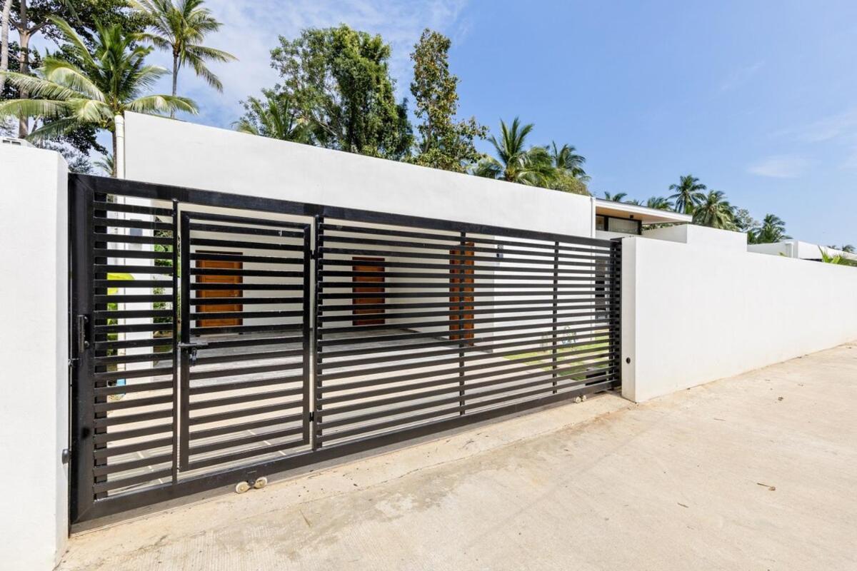 Gabriela Garden View - Included Airport Pick Up Villa *