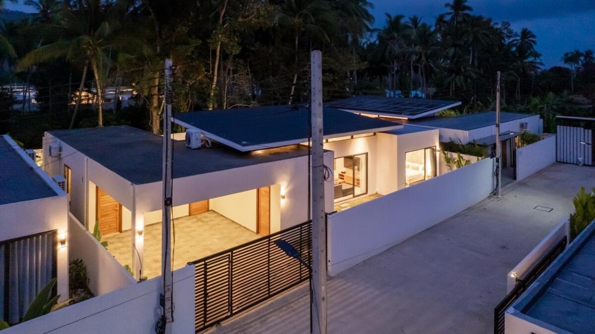Gabriela Garden View - Included Airport Pick Up Villa