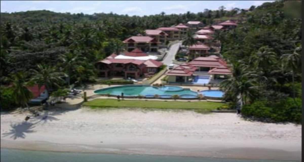 Villa 4 Bedroom Seaview On Beachfront Tg48-sdv288 By Samui Dream