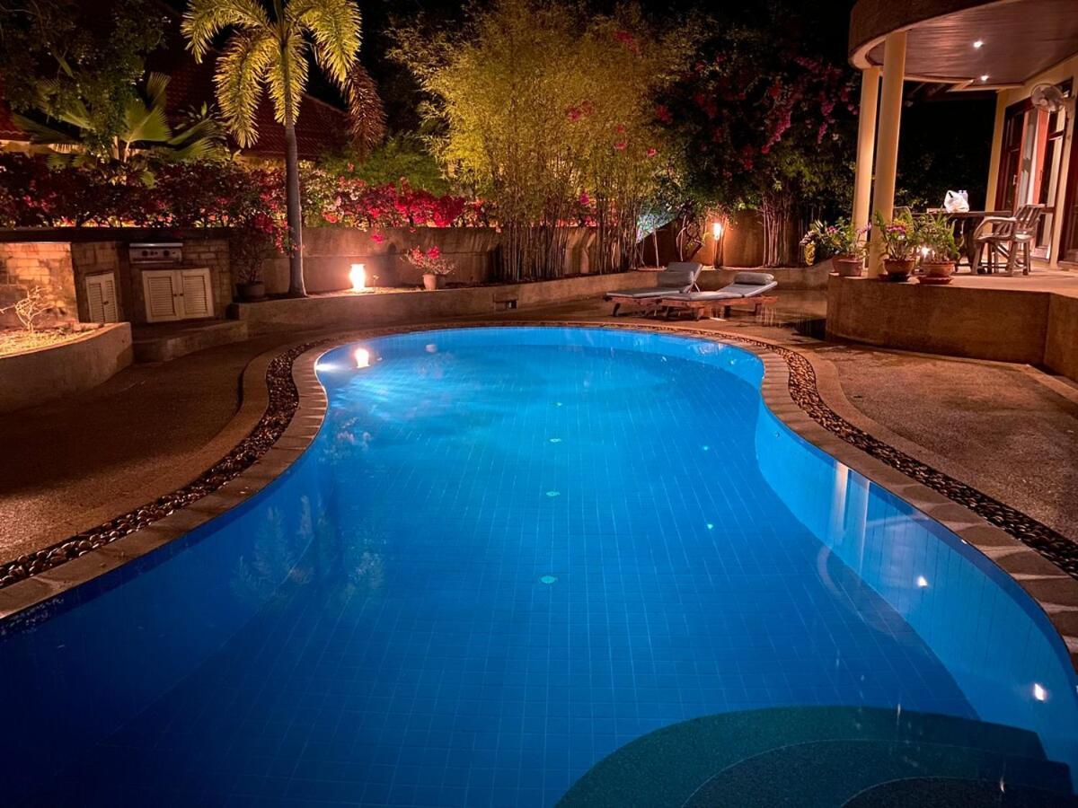 4 Bedroom Seaview On Beachfront Tg48-sdv288 By Samui Dream Amphoe Koksamui