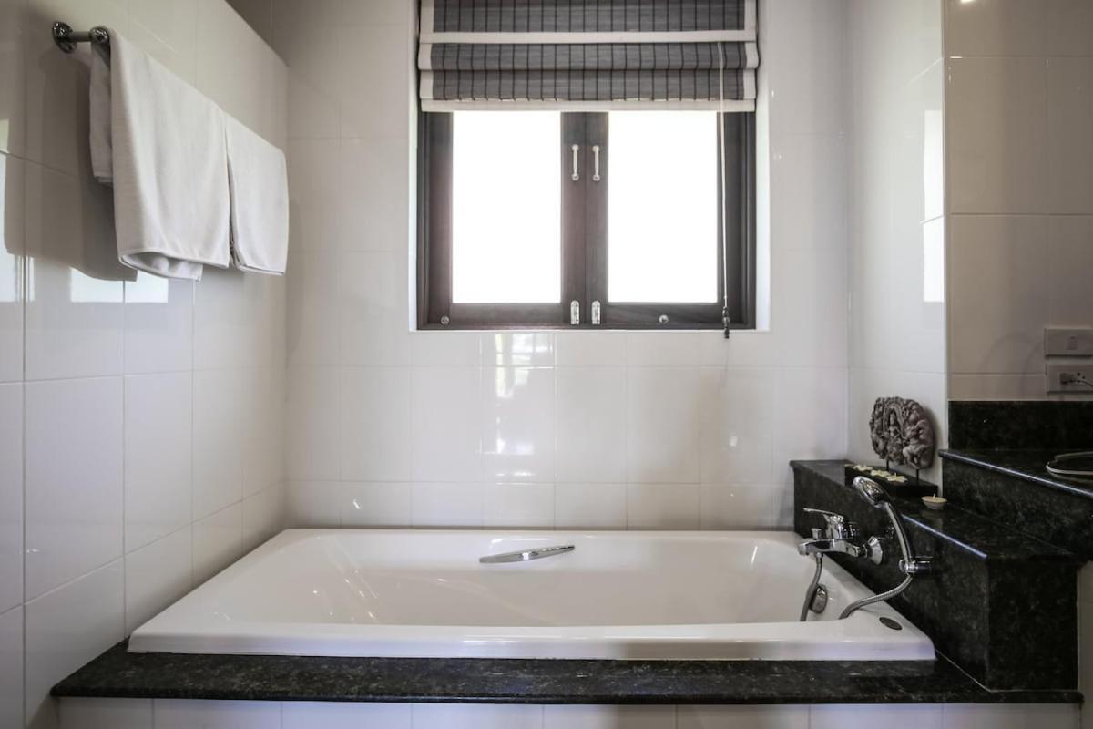 4 Bedroom Seaview On Beachfront Tg48-sdv288 By Samui Dream *