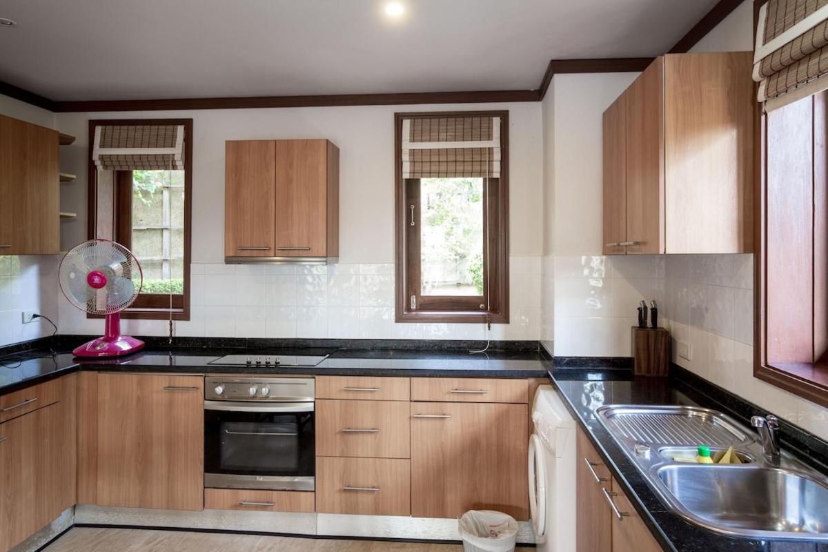 Villa 4 Bedroom Seaview On Beachfront Tg48-sdv288 By Samui Dream *