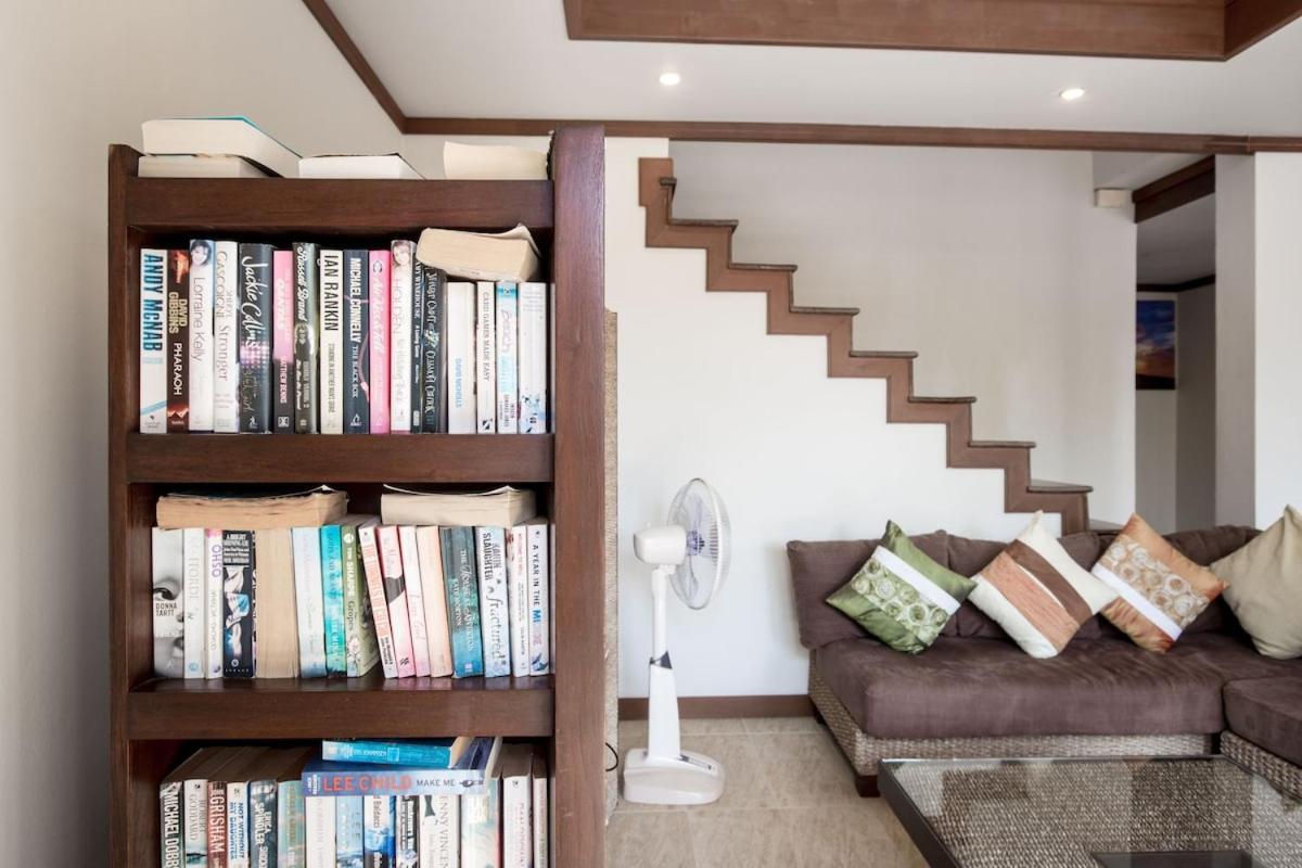 Villa 4 Bedroom Seaview On Beachfront Tg48-sdv288 By Samui Dream *