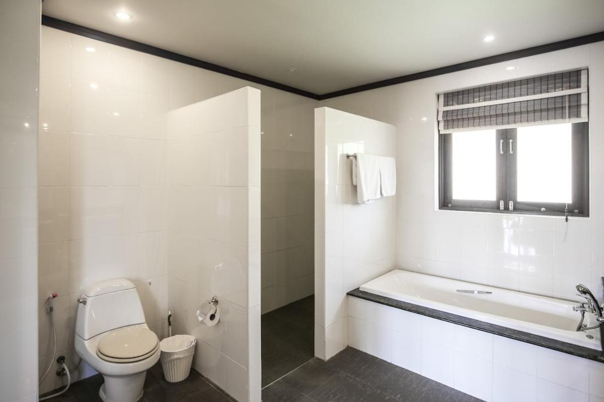 4 Bedroom Seaview On Beachfront Tg48-sdv288 By Samui Dream Villa *