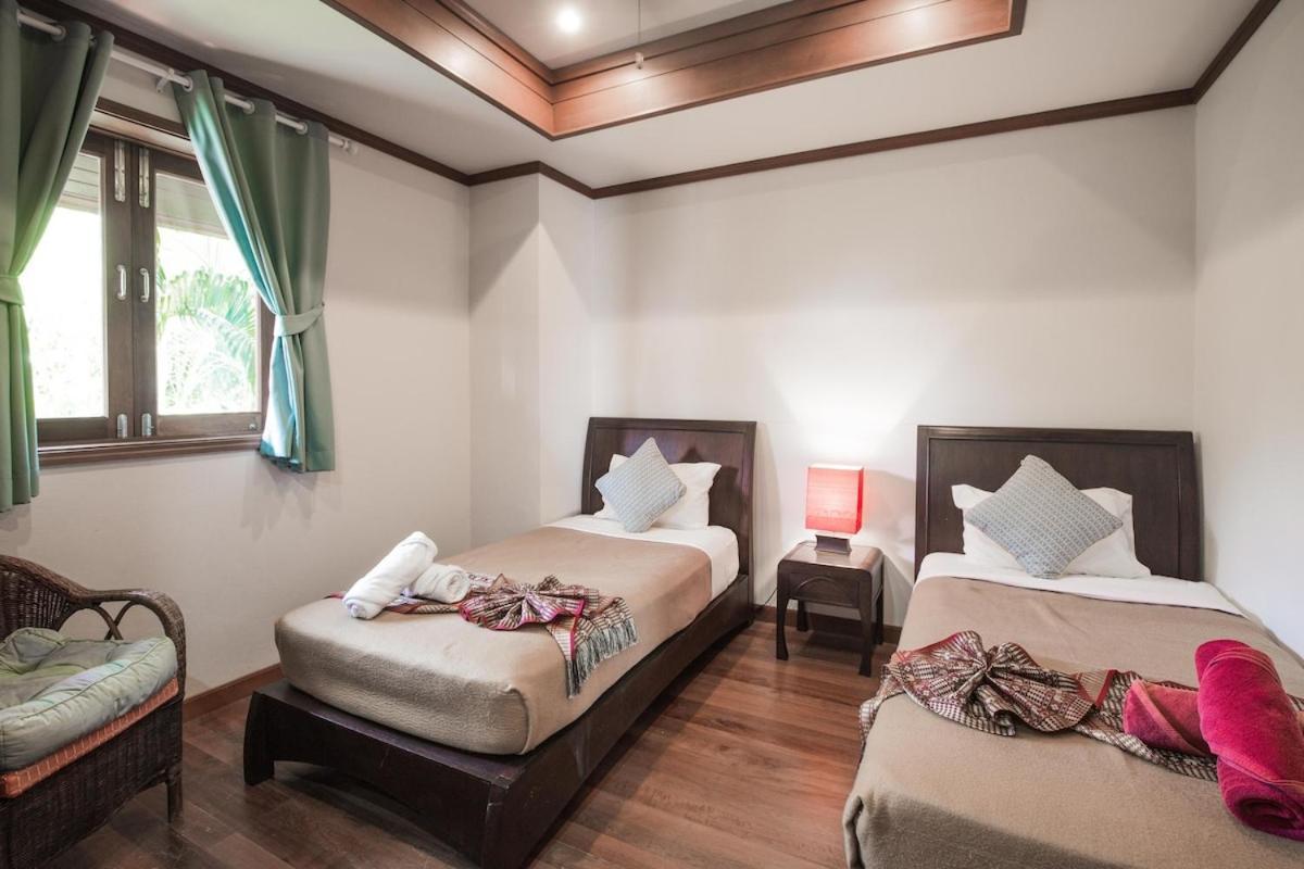 4 Bedroom Seaview On Beachfront Tg48-sdv288 By Samui Dream