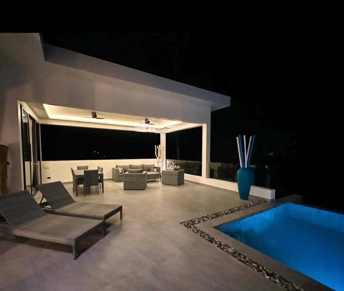 Charlotte - Seaview -4 Bedrooms * Amphoe Koksamui