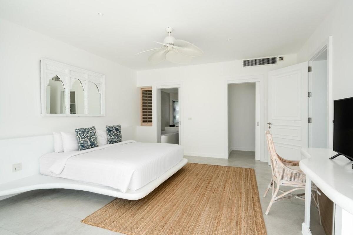 Kazu - Luxury 5-bedrooms Oceanview Retreat With Cinema, Bar, Infinity Pool, Private Cook & Maid Villa Amphoe Koksamui