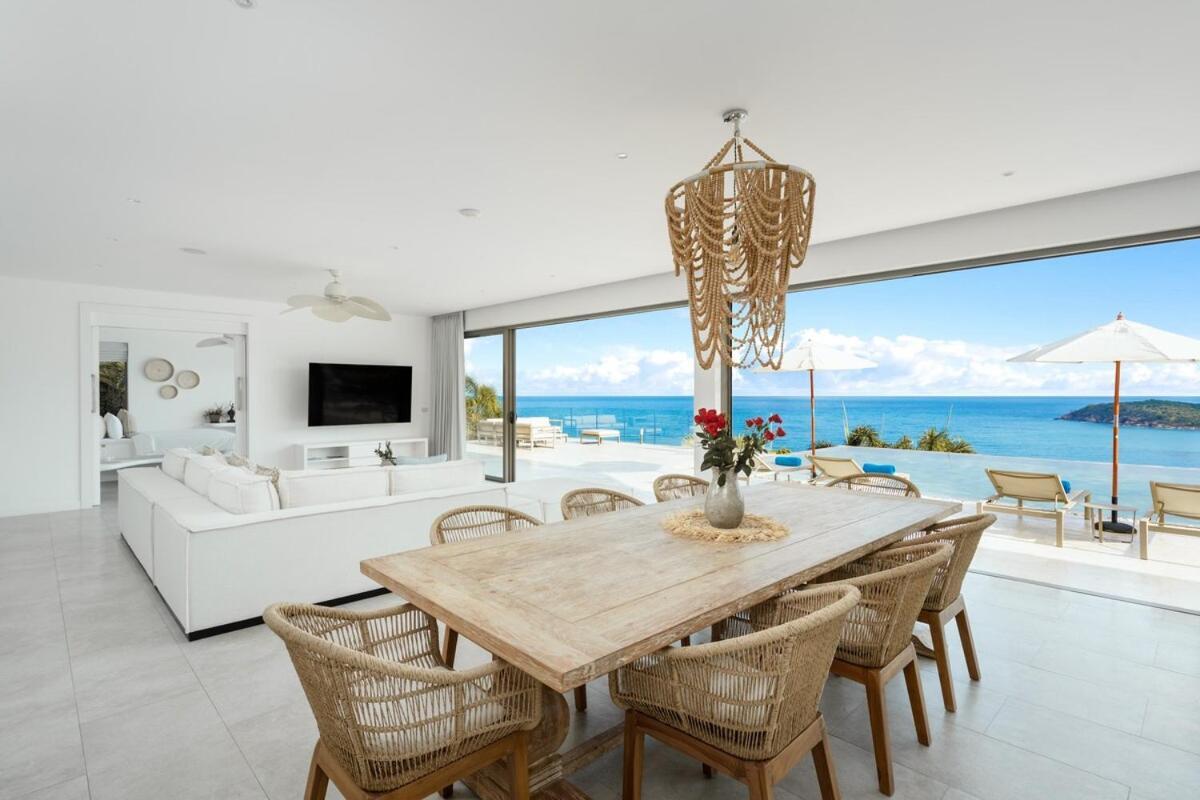 Kazu - Luxury 5-bedrooms Oceanview Retreat With Cinema, Bar, Infinity Pool, Private Cook & Maid Villa
