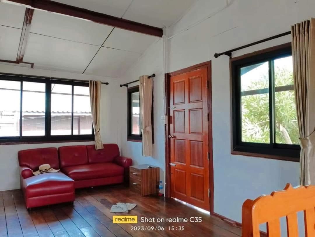 Holiday home Ban Bang Po Bee House *