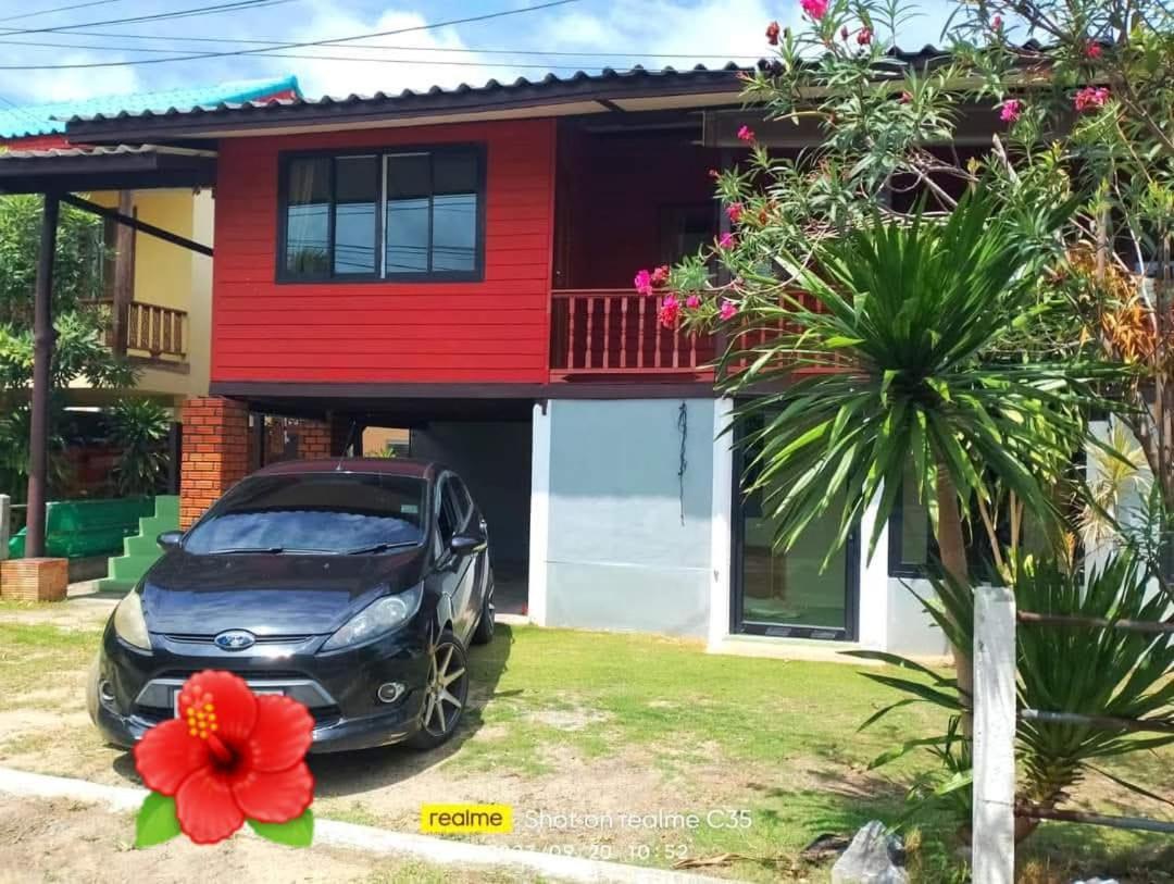 Ban Bang Po Bee House