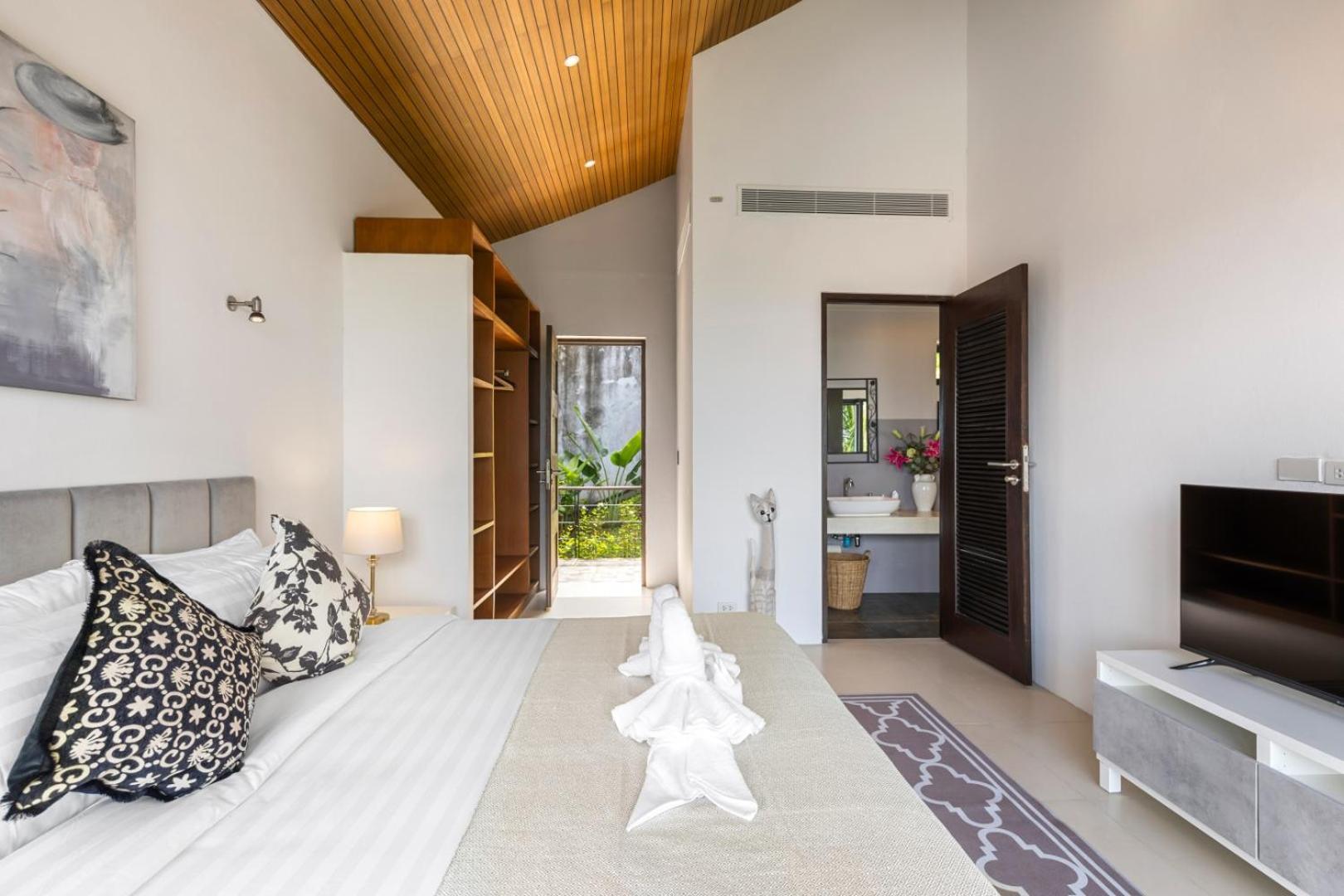 Bophut Amazing Spacious Sea View Mountain Villa *