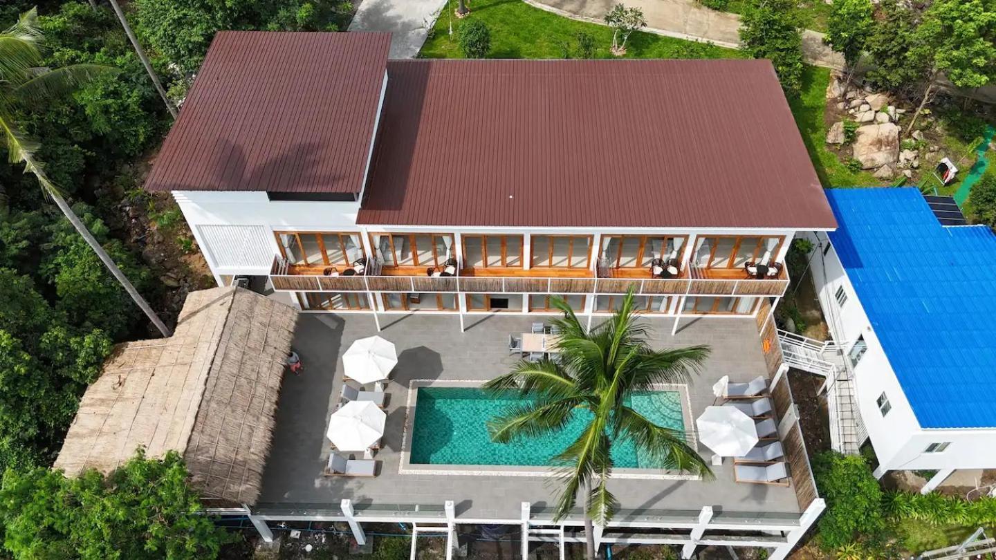 8 Bedroom Monkey 201 Aparthotel