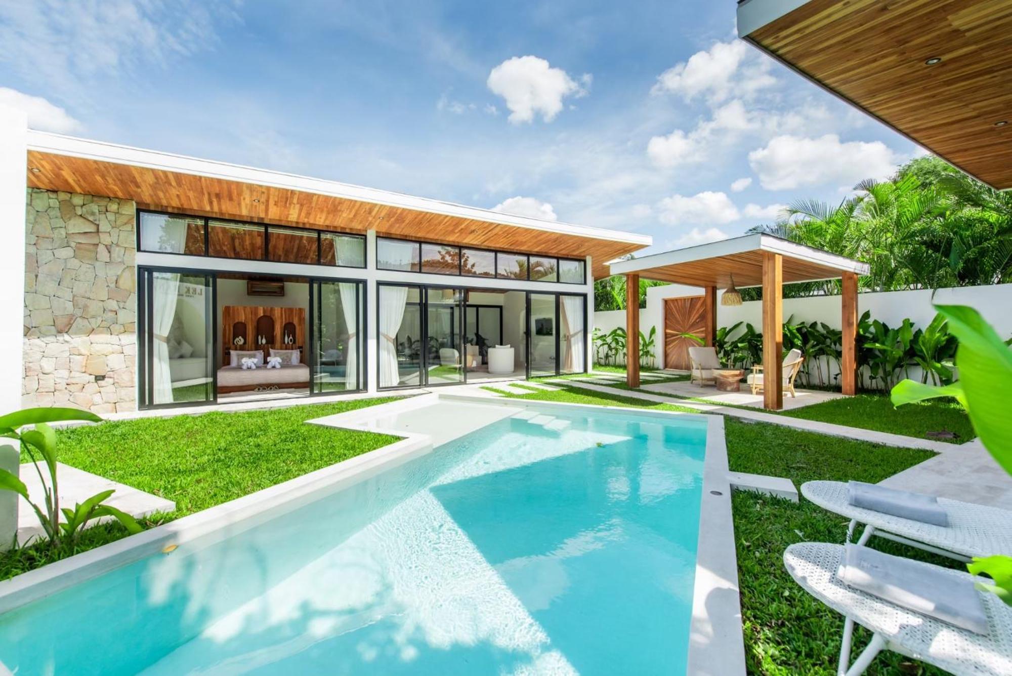Lek Nana Pool Bophut Ban Khlong Mae Nam