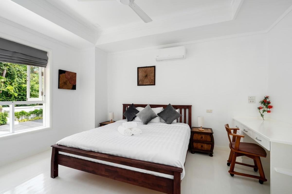 Villa 4 Bedroom On Beachfront Tg23-sdv351 By Samui Dream Amphoe Koksamui