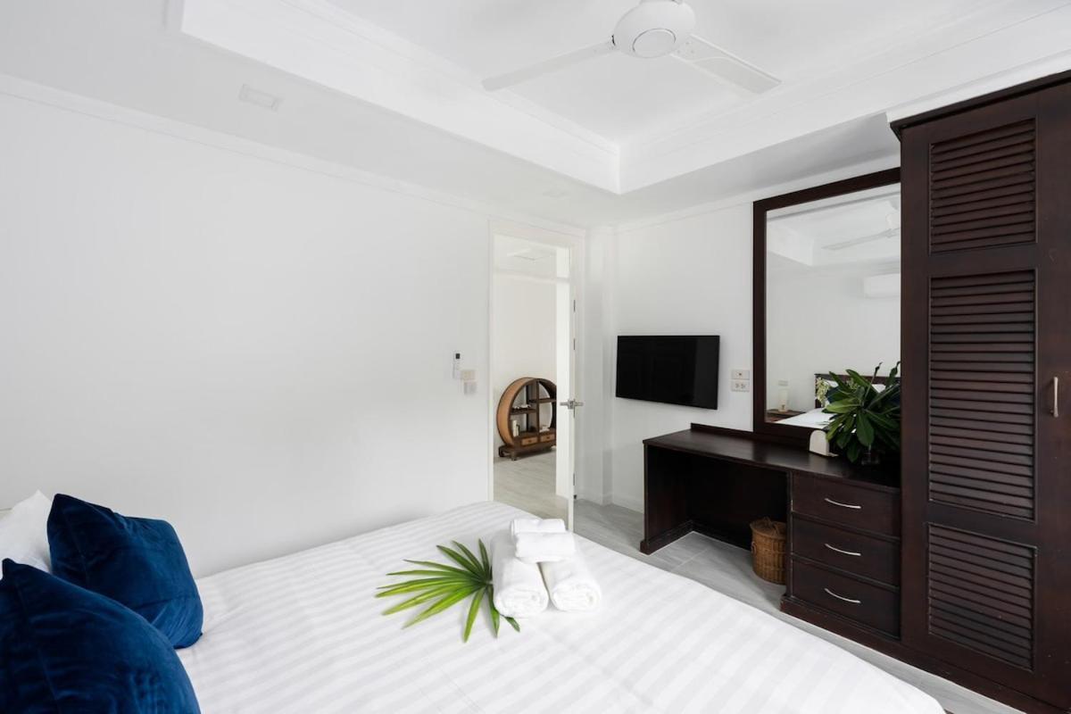 4 Bedroom On Beachfront Tg23-sdv351 By Samui Dream Villa *