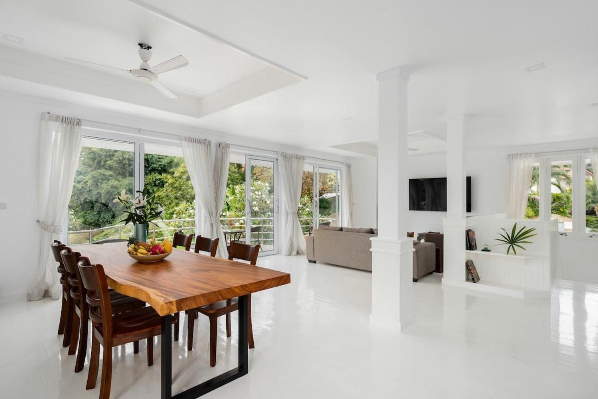4 Bedroom On Beachfront Tg23-sdv351 By Samui Dream Villa Amphoe Koksamui