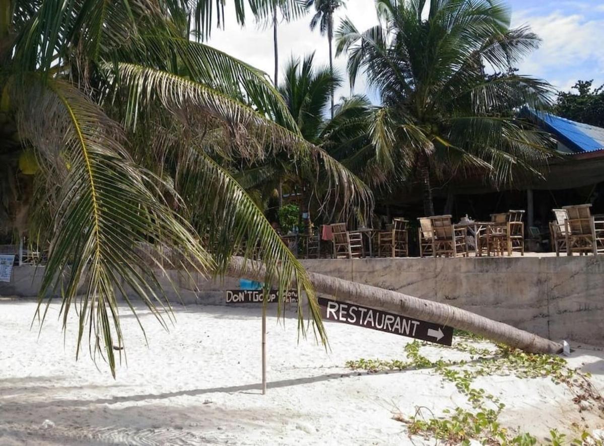 Villa 4 Bedroom On Beachfront Tg23-sdv351 By Samui Dream
