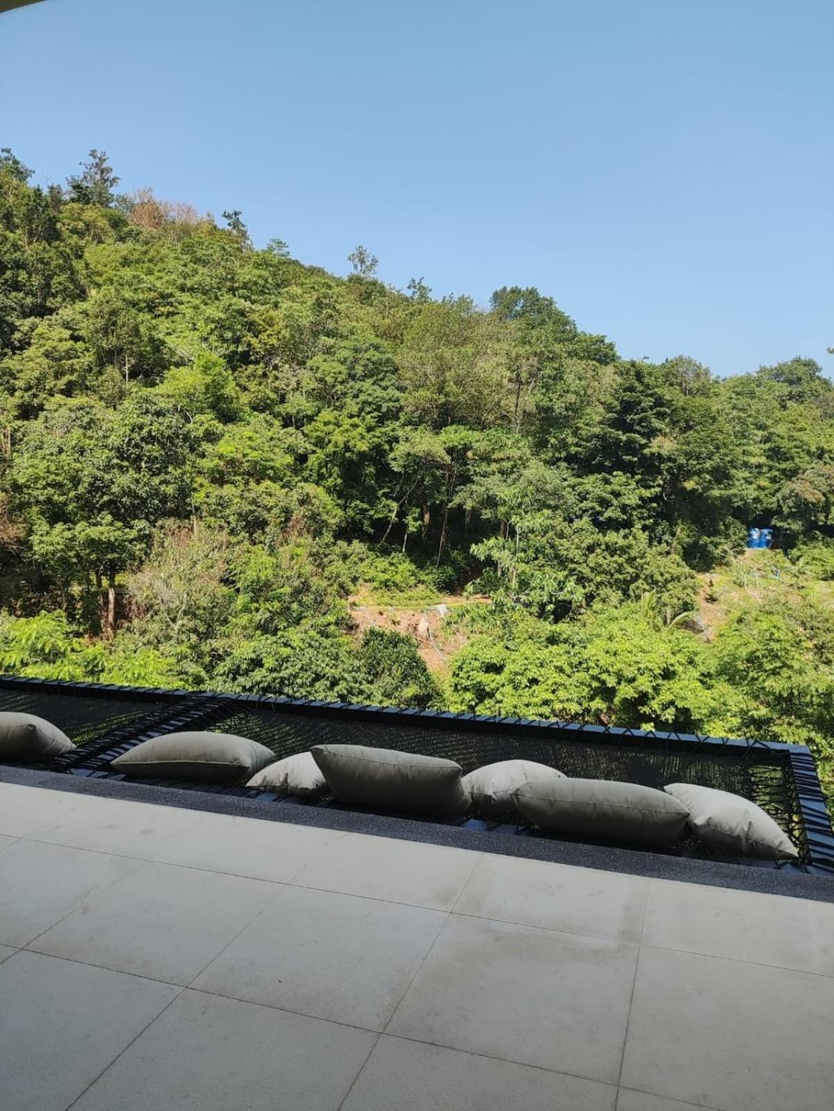 Luxury 3 Bdr - Infinity Pool & Ocean Views Villa *