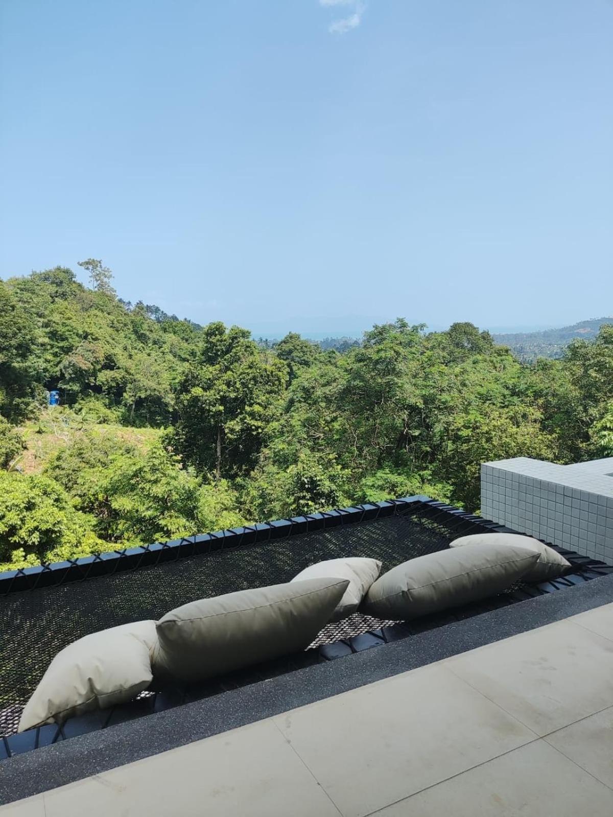 Villa Luxury 3 Bdr - Infinity Pool & Ocean Views *