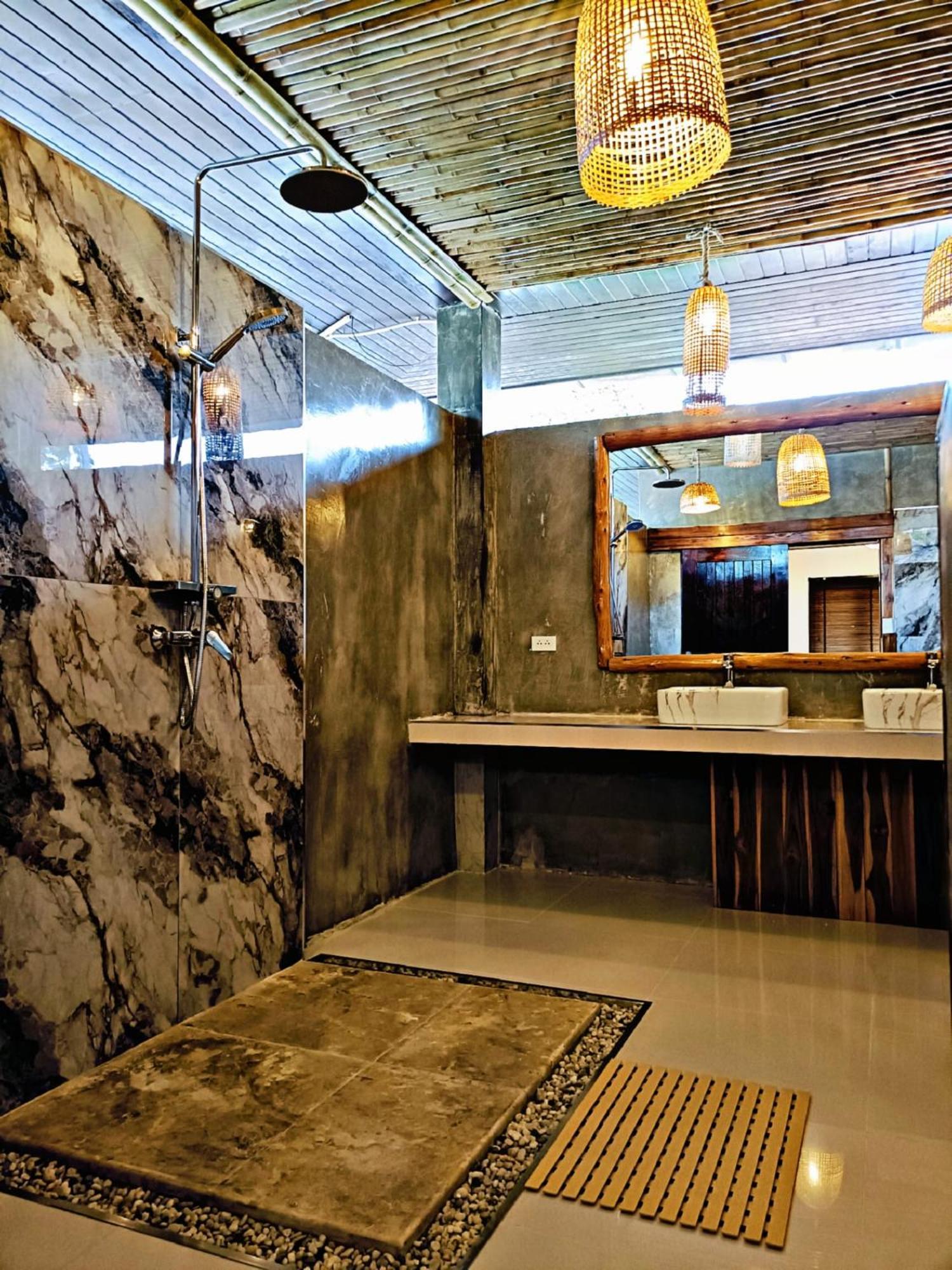Vila Baan Tropicana