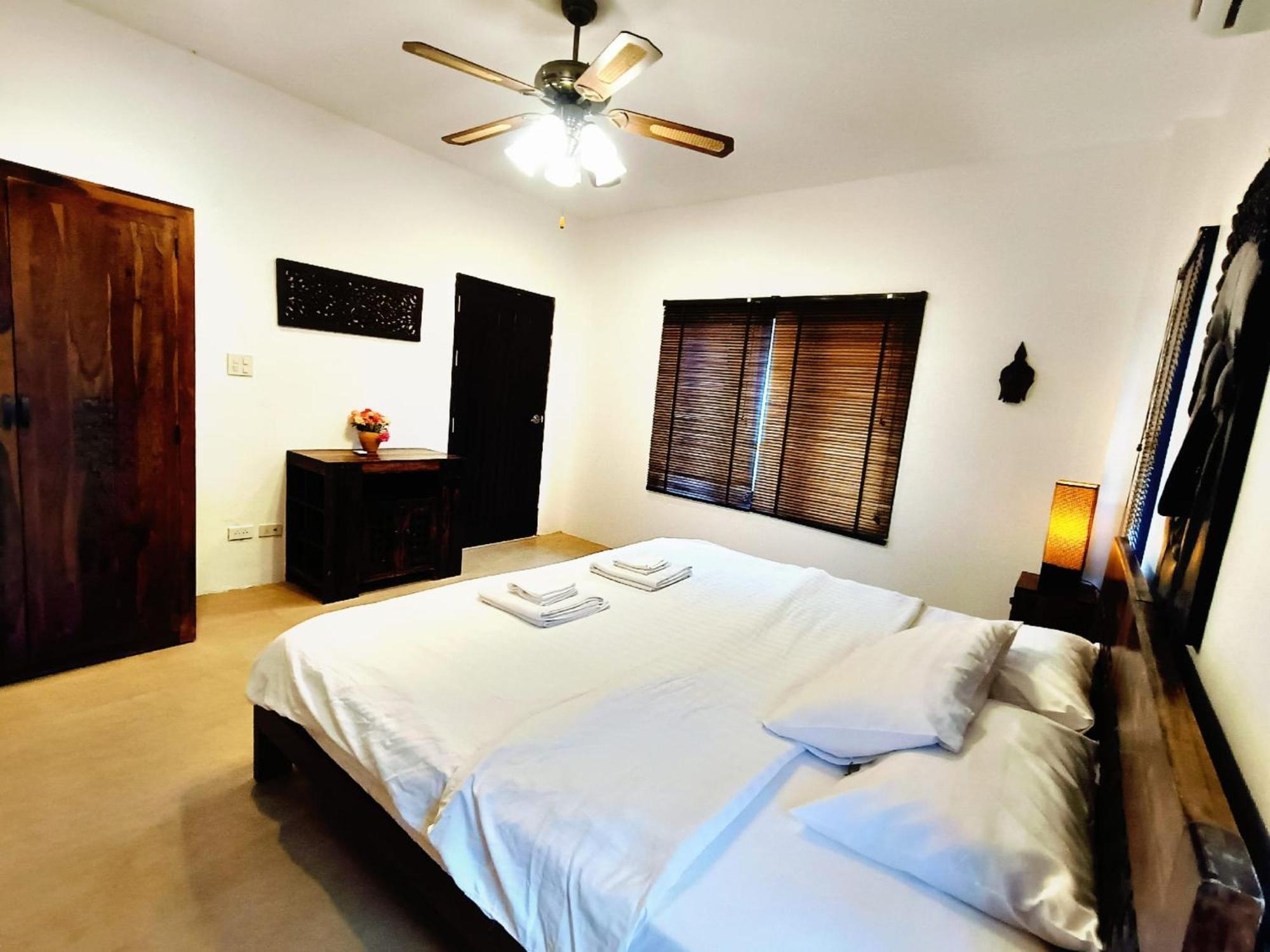 Baan Tropicana Mae Nam