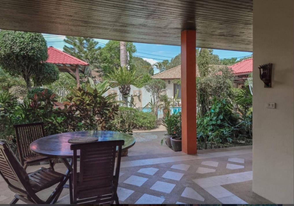 Baan Tropicana Mae Nam