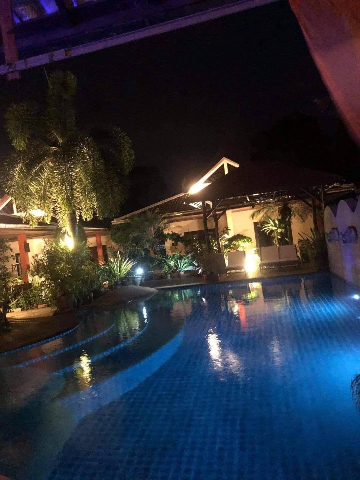 Baan Tropicana Vila Mae Nam