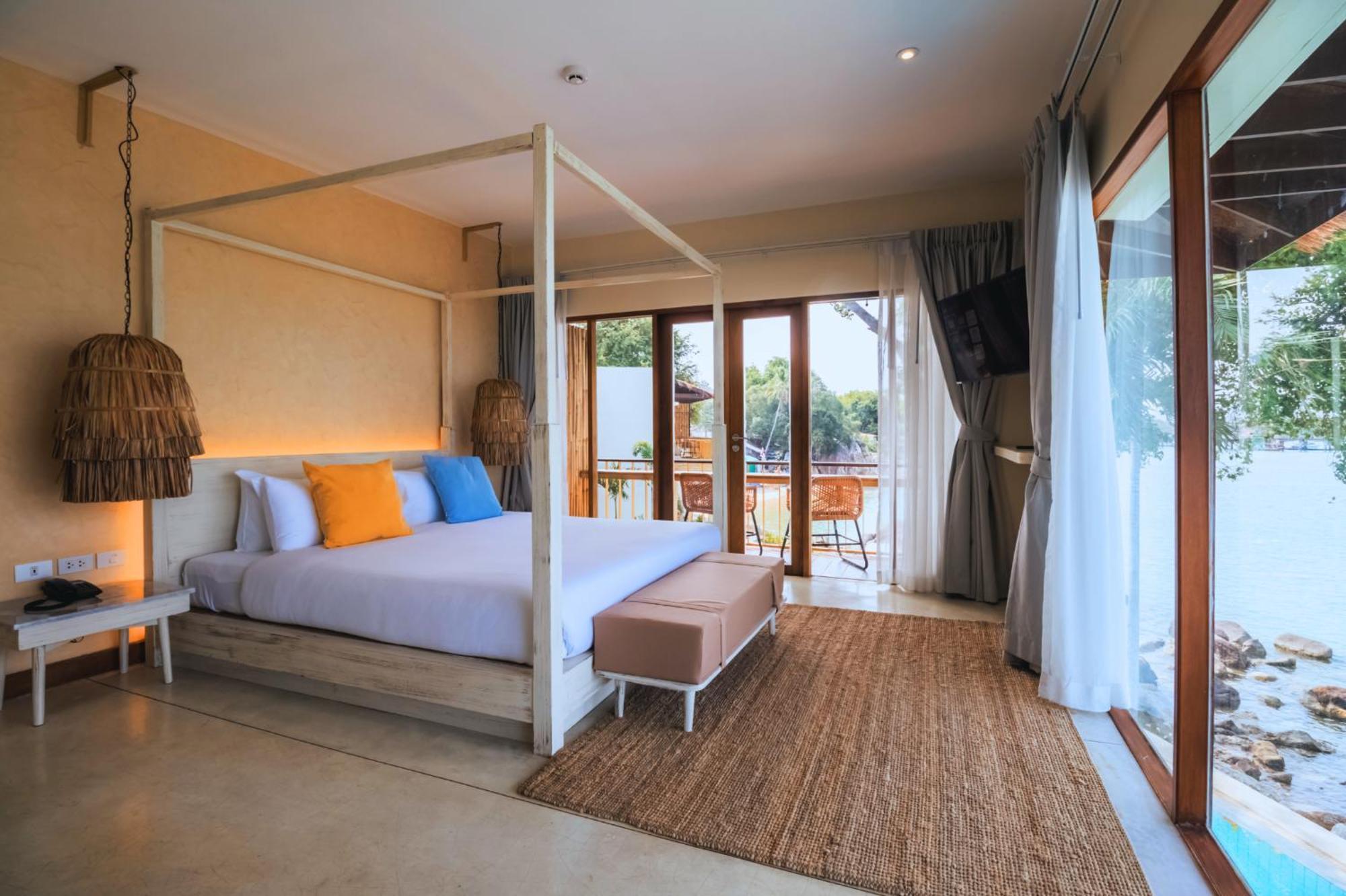 Sea Sun Bed & Beyond Hotel