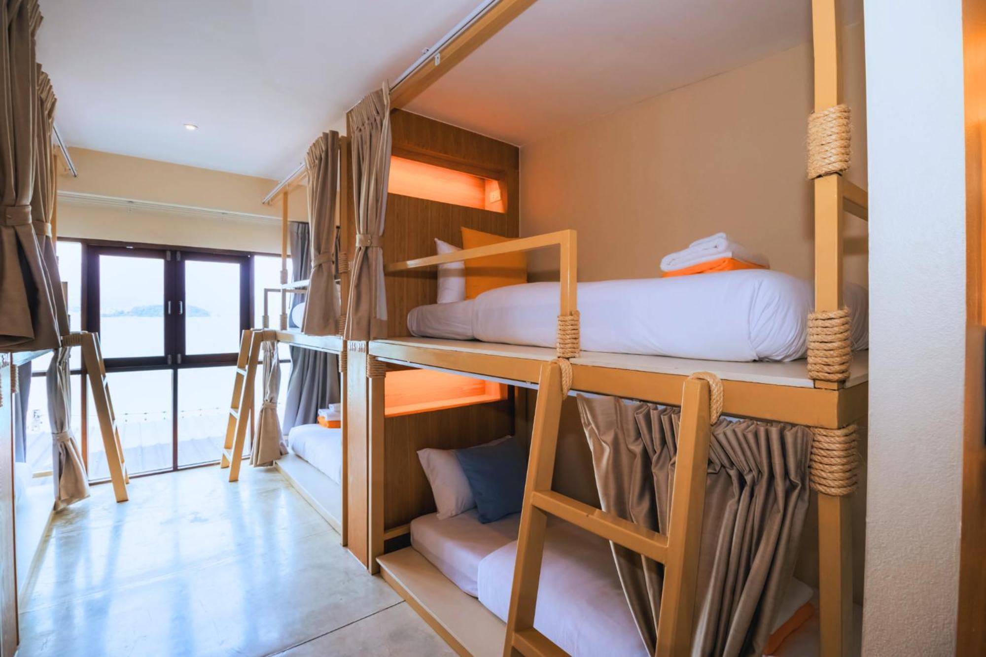 Sea Sun Bed & Beyond 3* Praia de Bang Rak