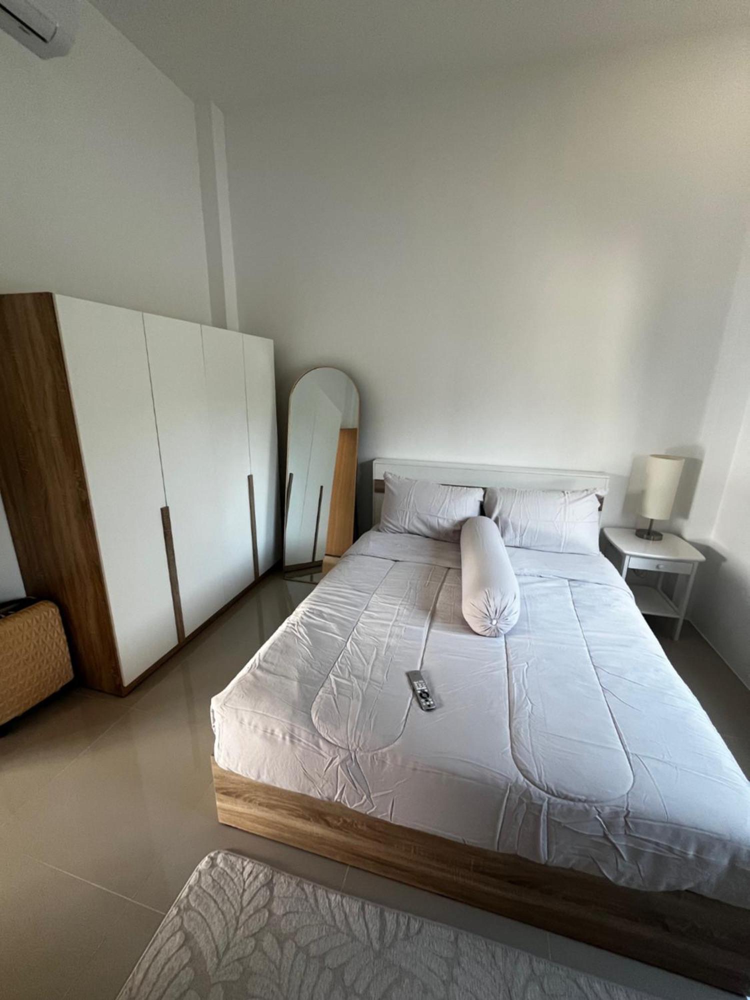 Sanam Binh Villa Amphoe Koksamui