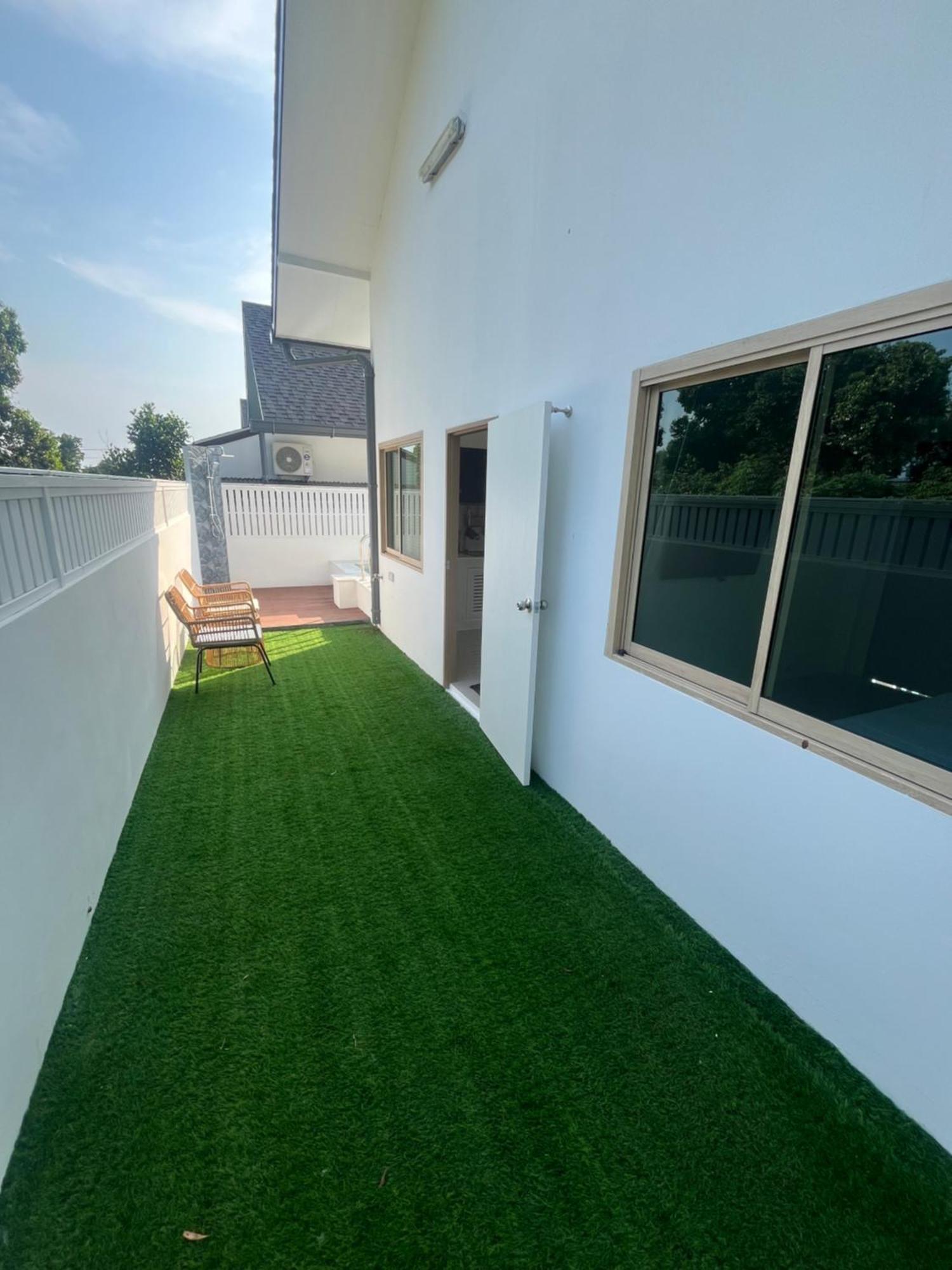 Villa Sanam Binh Amphoe Koksamui