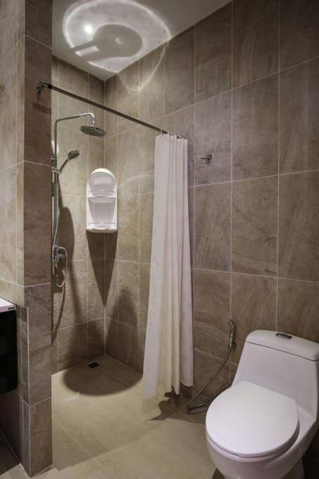 2 Bed Seaview 5 Mins To B1 Villa