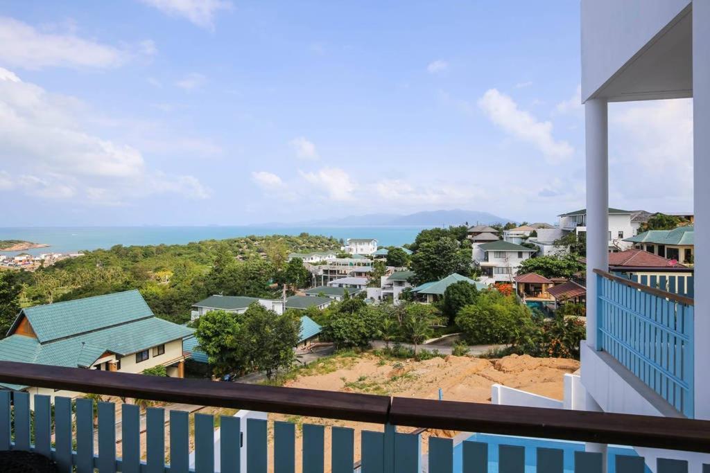 2 Bed Seaview 5 Mins To B1 Villa *