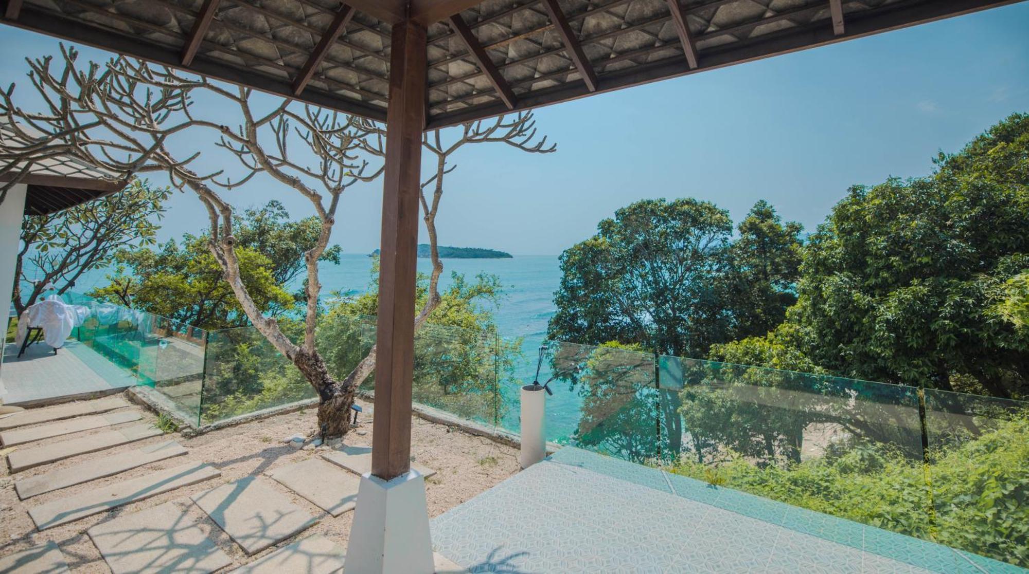 Samui Villa *