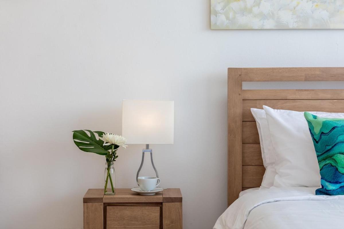 Alexandra Sea View 3 Bedrooms- Included Airport Pickup Villa *
