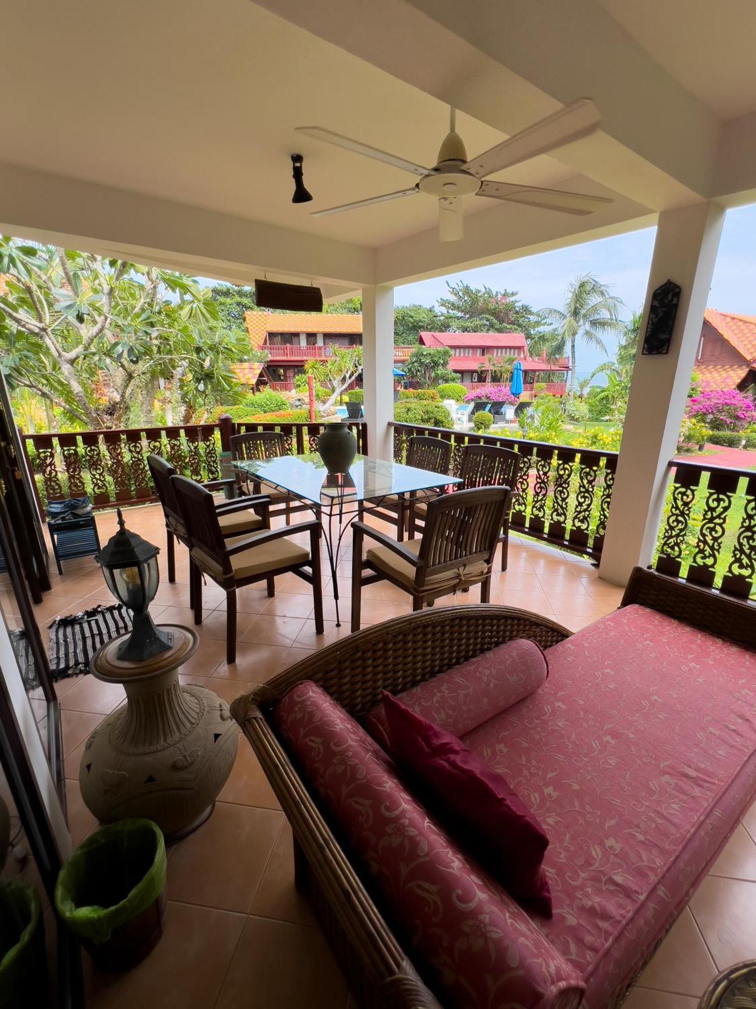 Lotus Villa, Beachside Luxury Villa