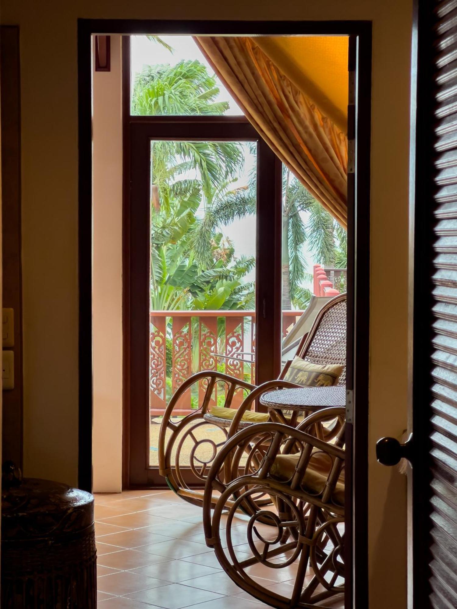 Lotus Villa, Beachside Luxury Villa