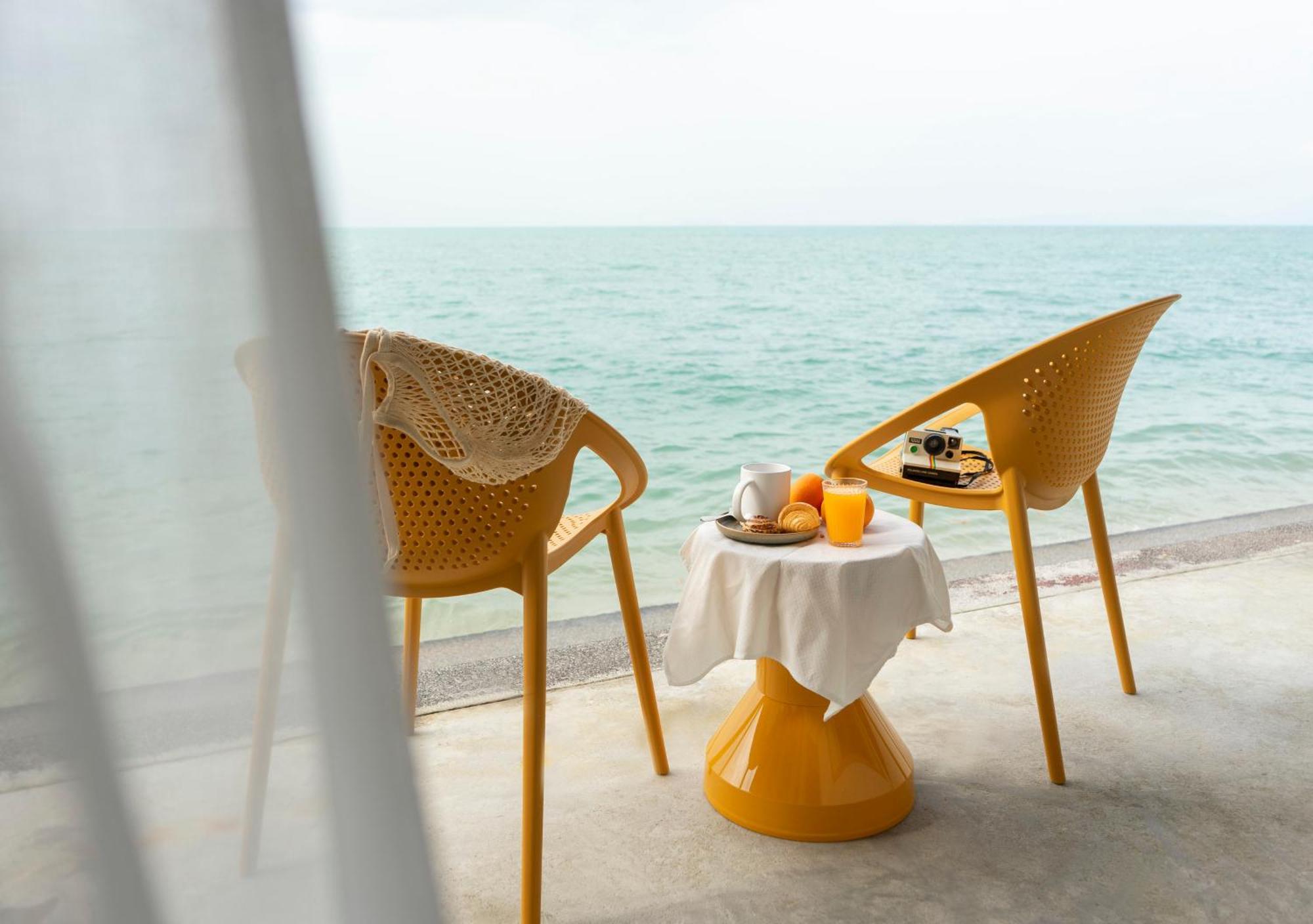 Resort Escape - New Look & Improved Mae Nam