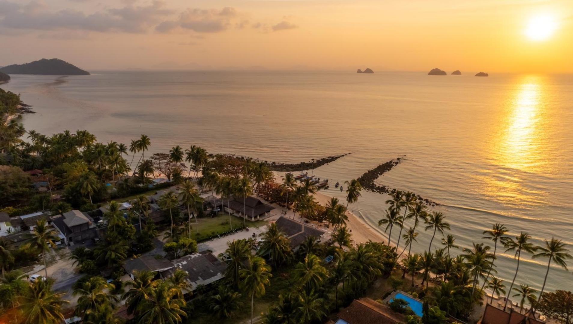 Luxury With Sunset Villa *