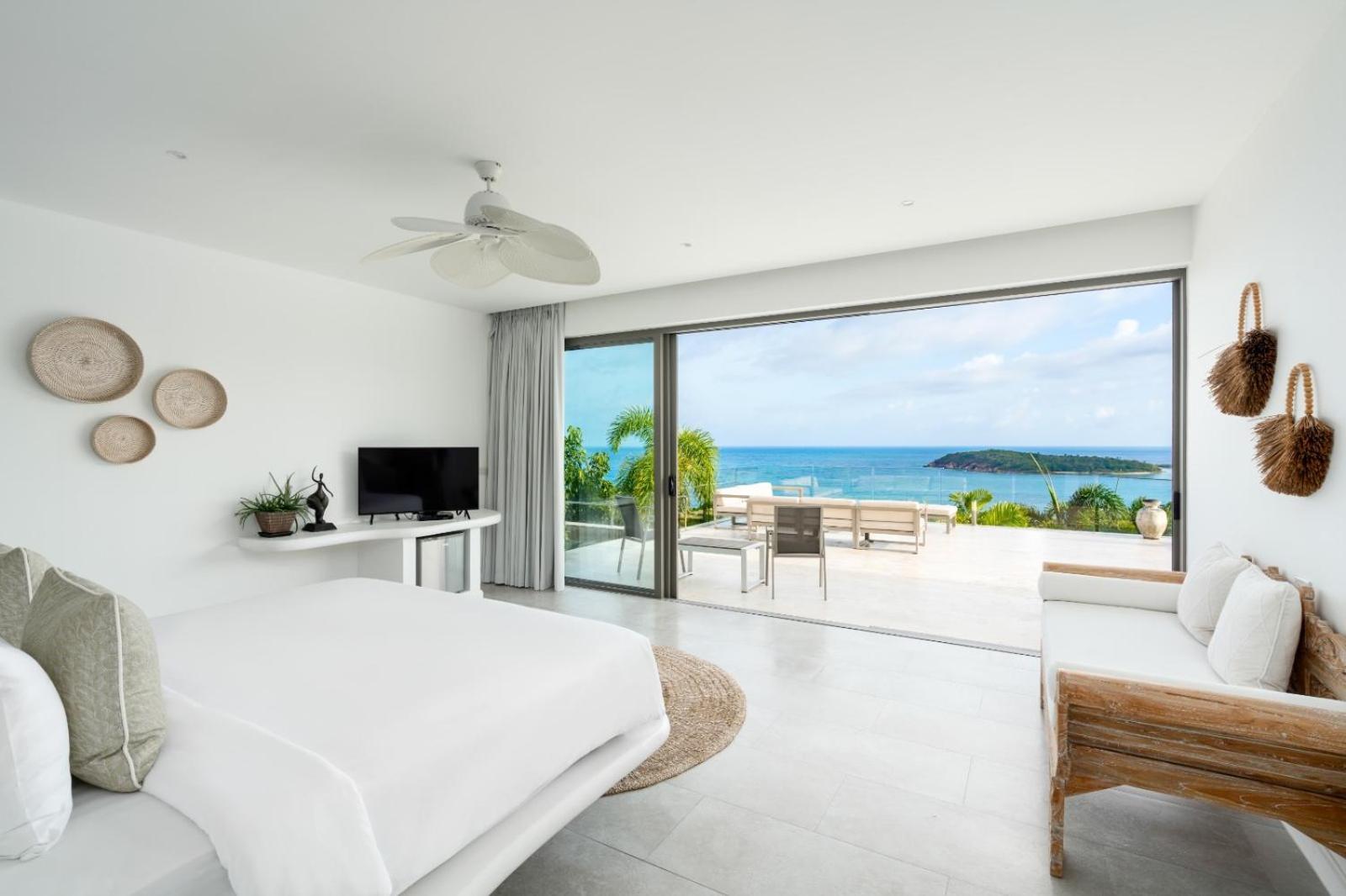 Kazu - Luxury 5-bedrooms Oceanview Retreat With Cinema, Bar, Infinity Pool, Private Cook & Maid Villa *