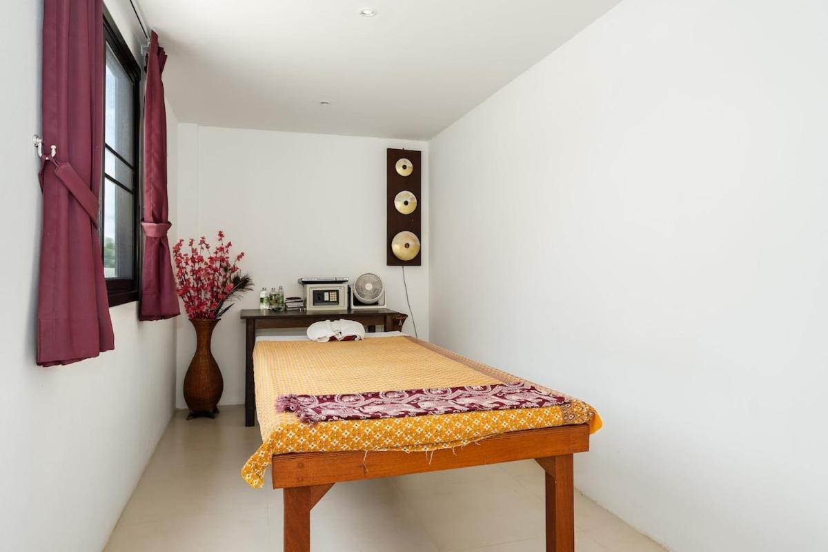 Villa 2 Bed Seaview 5 Mins To A2 *