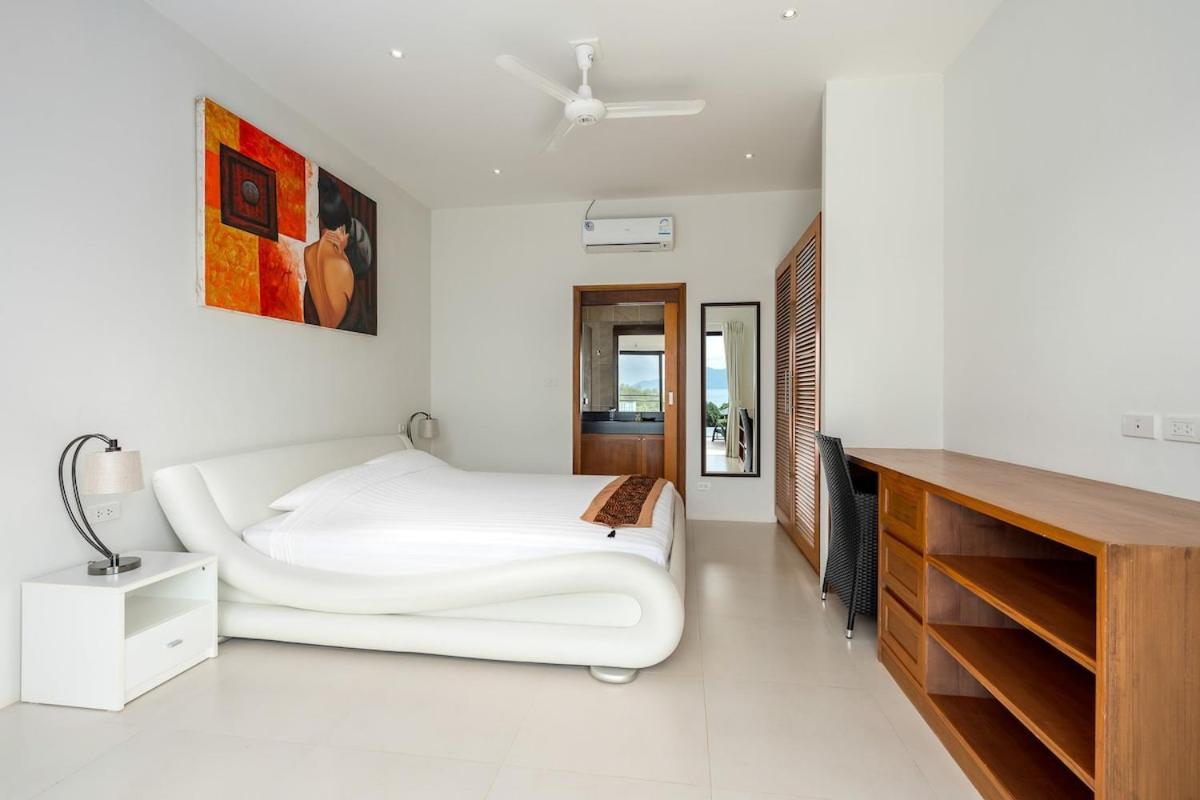 Villa 2 Bed Seaview 5 Mins To A2