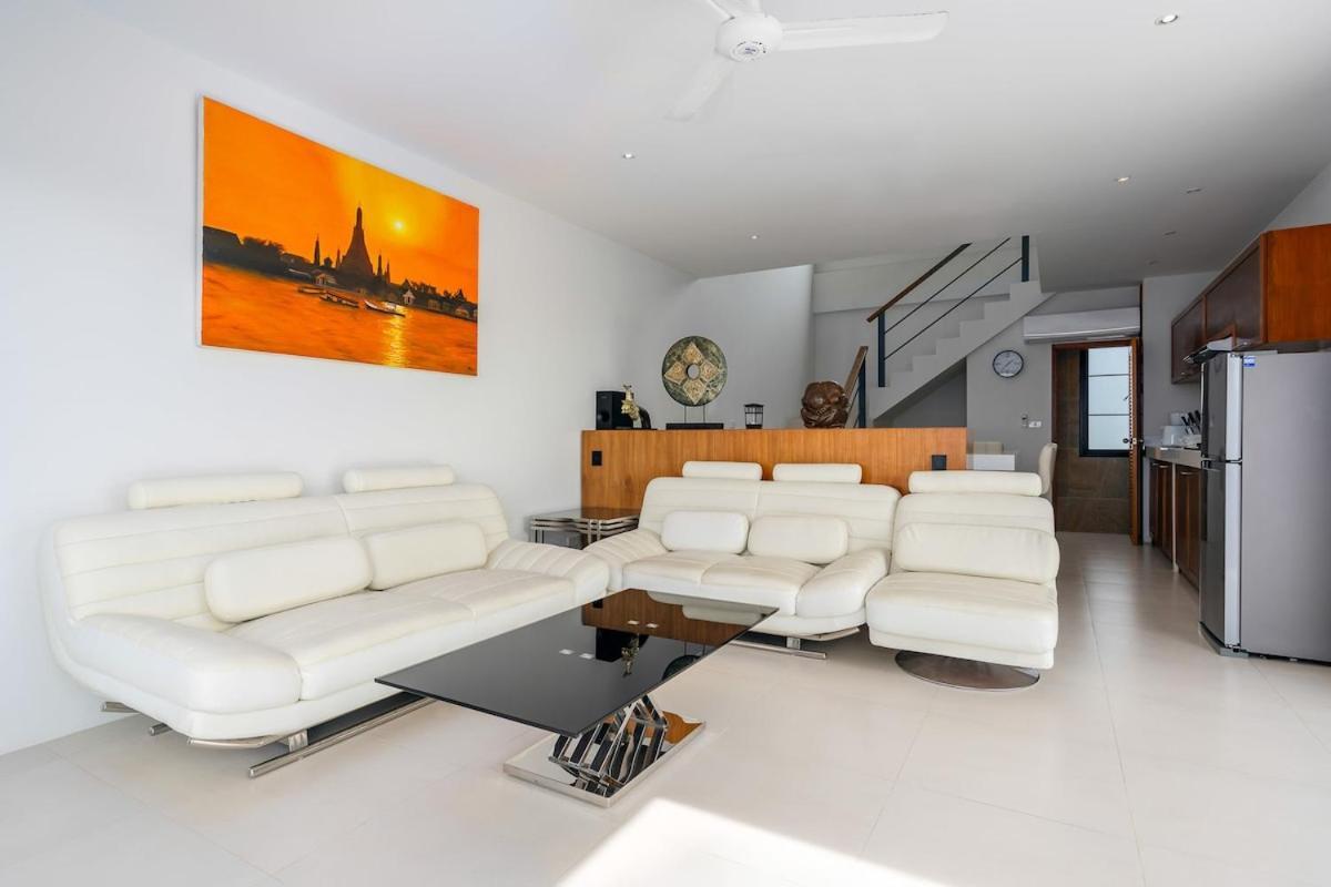 Villa 2 Bed Seaview 5 Mins To A2 *