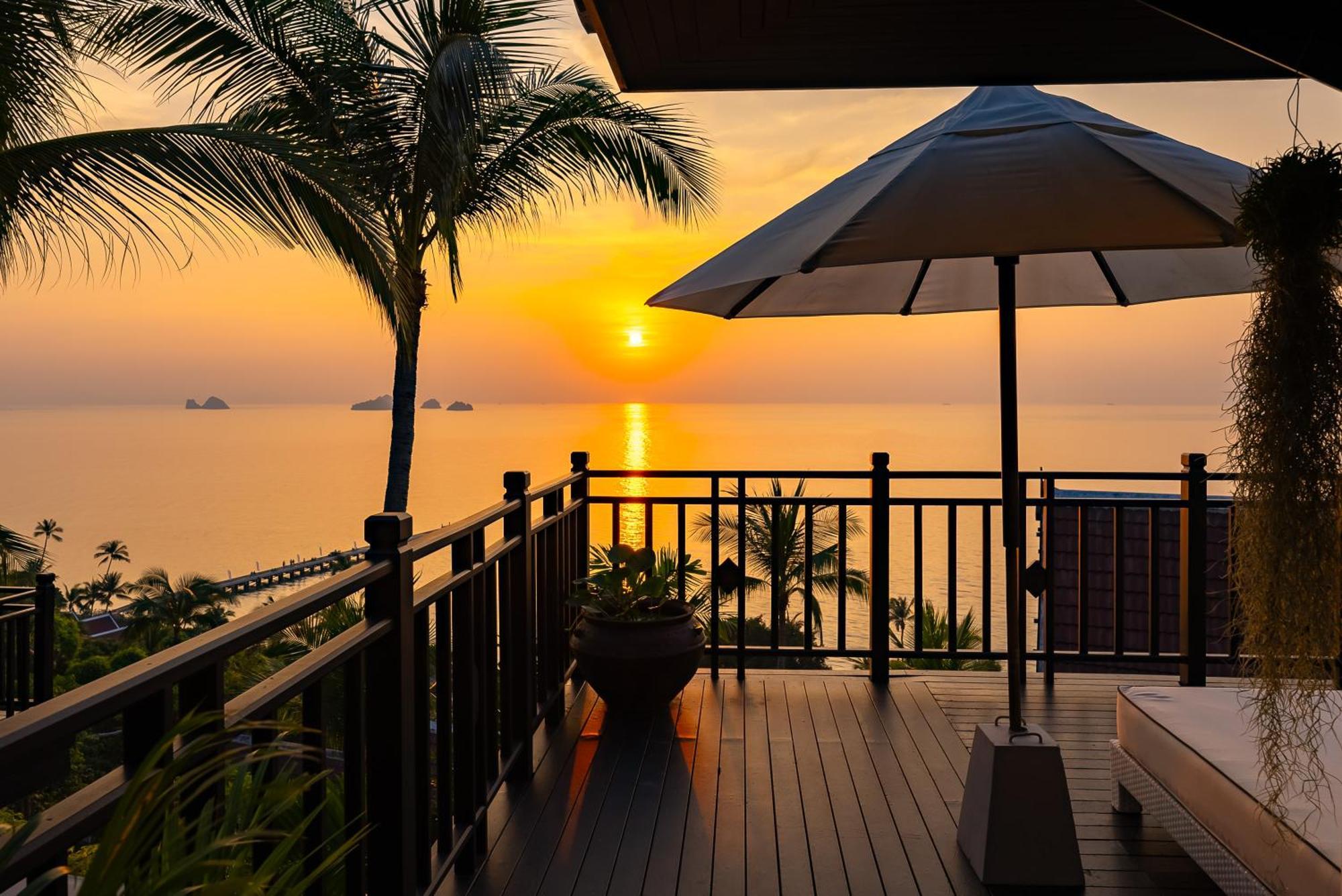 Private In A 5 Stars Villa