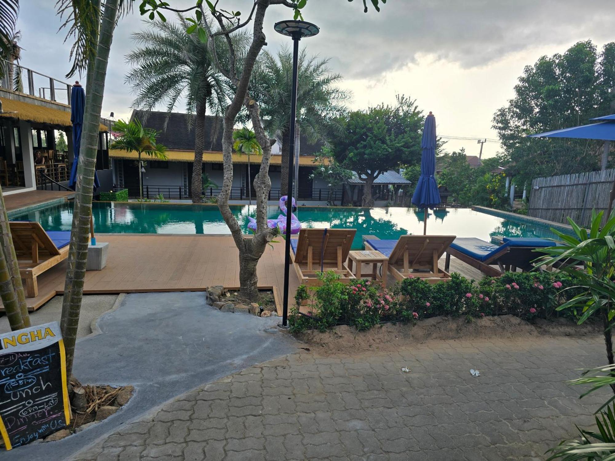 Hotel Sasitara 3*